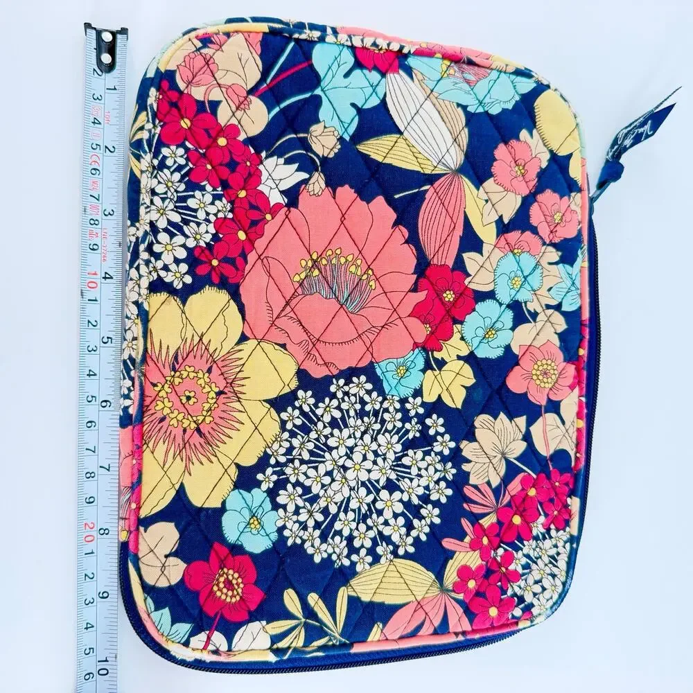 Vera Bradley Happy Snails Tablet eReader Sleeve Case Retired Quilted Zip Navy